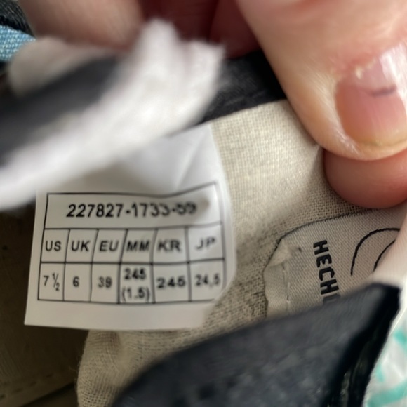 Levi’s sneakers size 7.5 - Picture 3 of 5